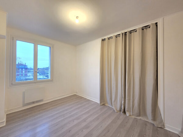 Appartement 3 pièces refait à neuf &#8211; TROYES CENTRE VILLE