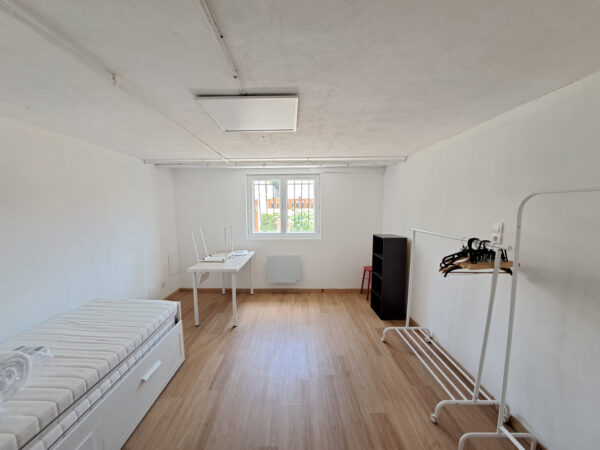 Maison 3 pièces meublée avec partie sous sol aménagé &#8211; SAINT