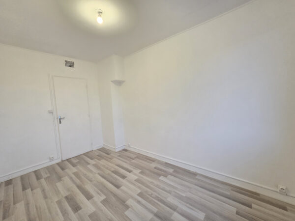 Appartement 3 pièces refait à neuf &#8211; TROYES CENTRE VILLE