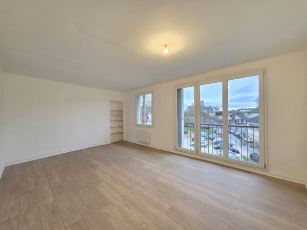 Appartement 3 pièces refait à neuf &#8211; TROYES CENTRE VILLE